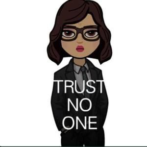 Meet your Posher, Daniela